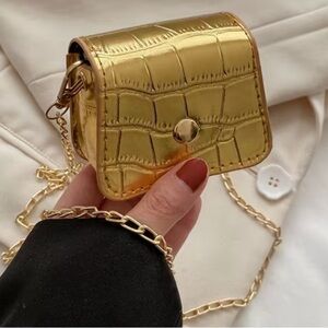Gold Faux Croc print -Embossed Chain Bag